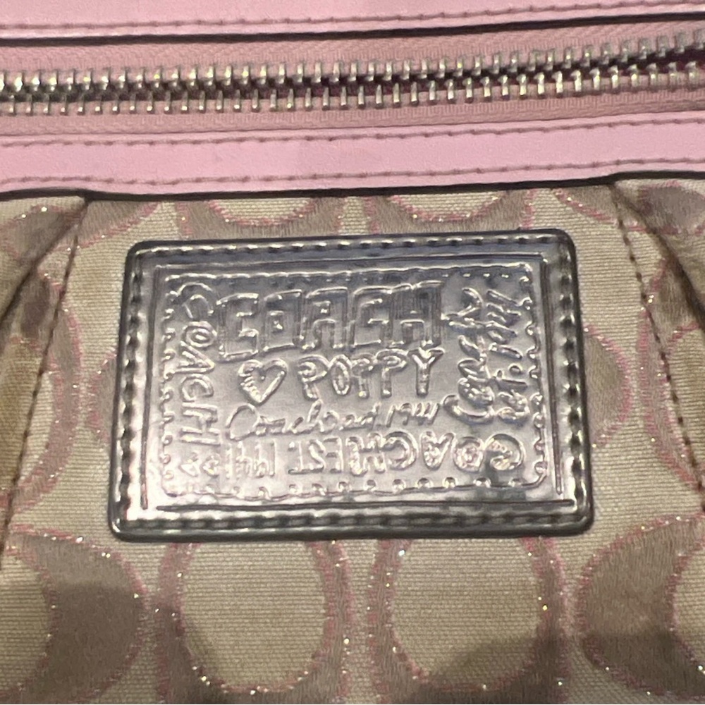 Coach Pink Trim Khaki Signature Canvas Wristlet - Picture 2 of 6